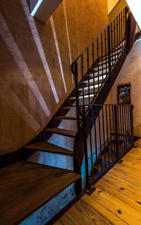 Chambres D'Hotes Le Relais Des Remparts Rions Luaran gambar