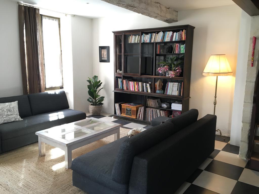 Chambres D'Hotes Le Relais Des Remparts Rions Luaran gambar